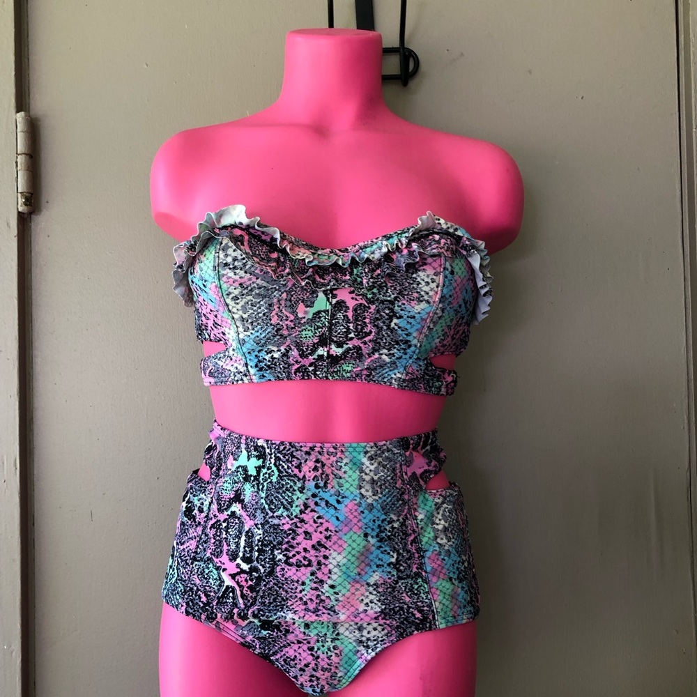 River Island Multicolor Snakeskin Bikini Graffiti Pop Underwire Top High Waist